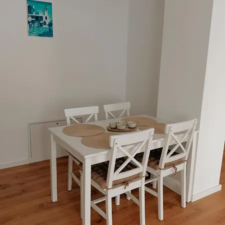 Sunny With Terrace Apartman *